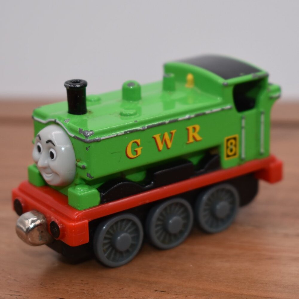 Duck Diecast Thomas & Friends Train Engine Take Along and Play Diecast 2002